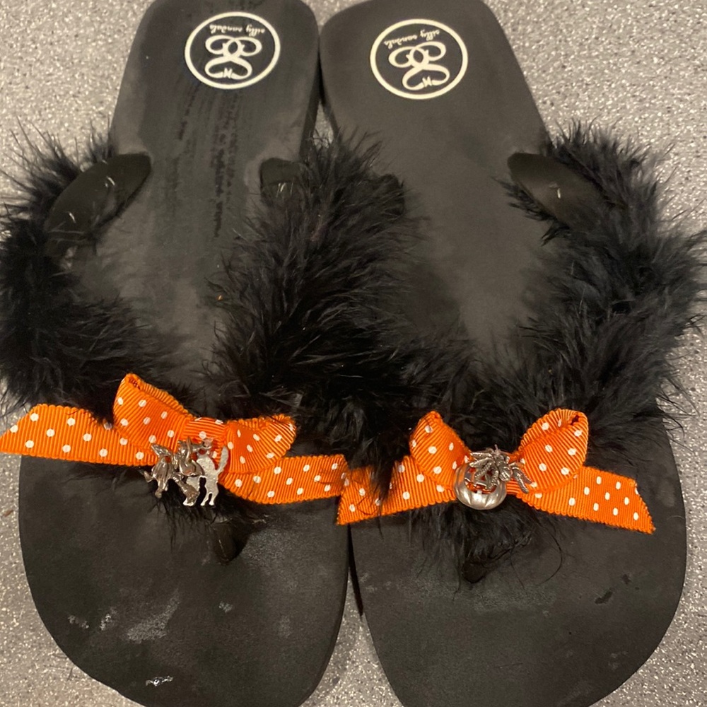 Silly Sandals decorative Halloween size 10 flip flops